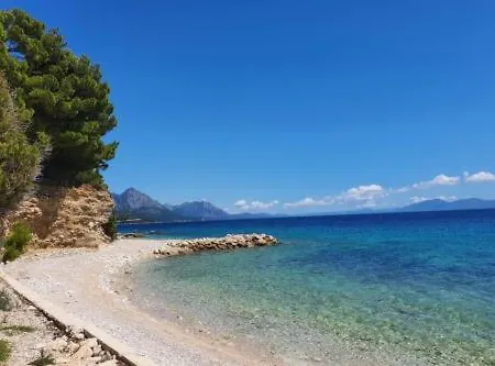 Kempove Domky Pod Olivovniky S Kuchynkou, Klimatizaci, 80m Od Plaze! - Camp Dole, Camping Živogošće