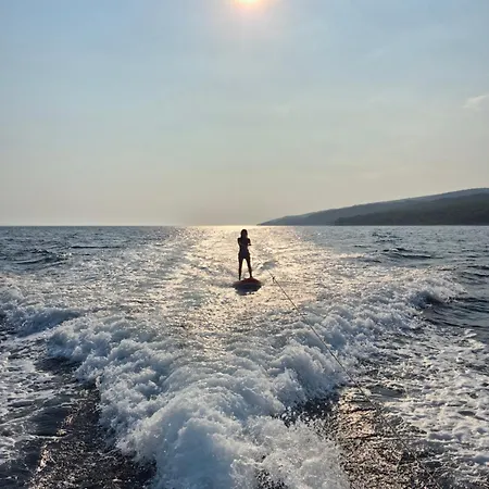 Olive Grove Beachside 80m From Air-conditioned With Family Spirit Under Biokovo Camping *